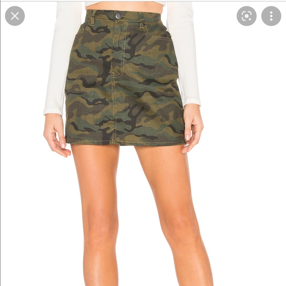 Revolve superdown camo skirt size XL